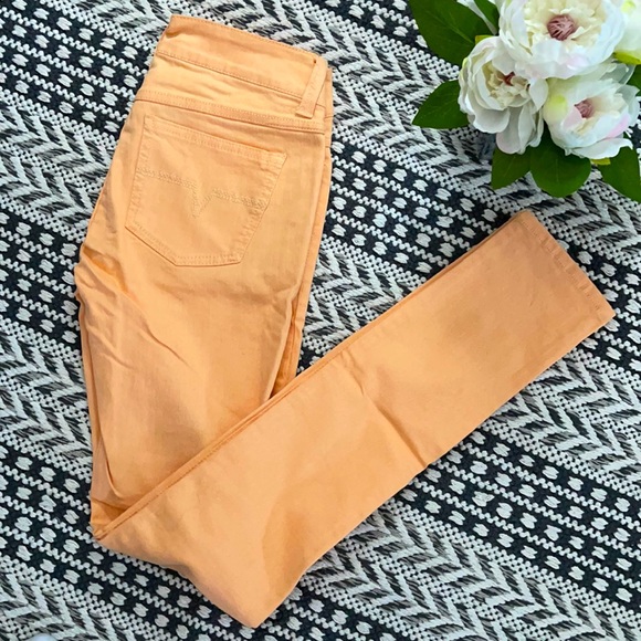 ✨2/20$✨ Skinny Stretch Peach Jeans - Picture 1 of 10